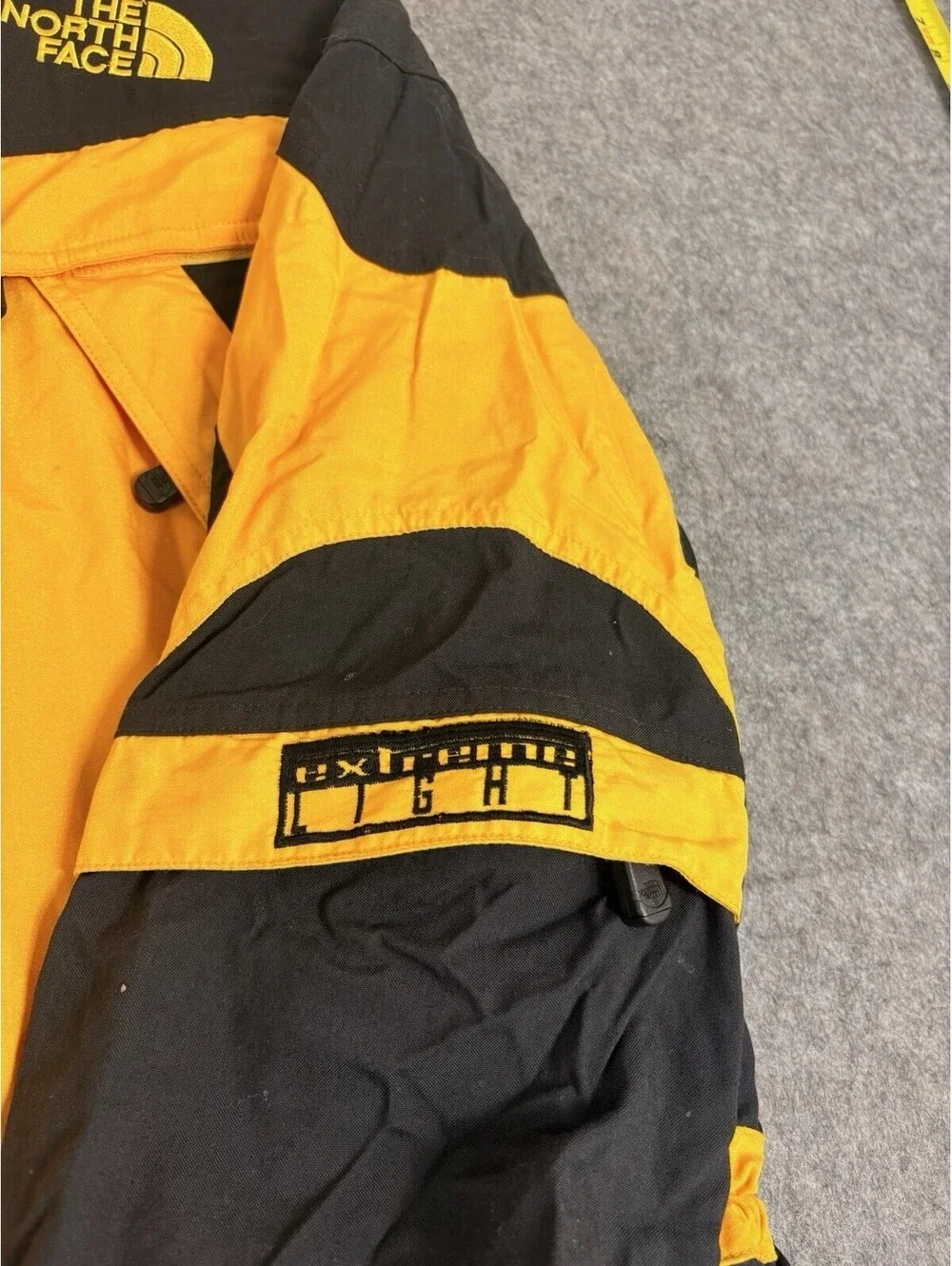 The North Face Extreme Light Jacket Mens XL Yellow with Collar/Hood